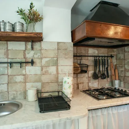 Apartament Small Antique *