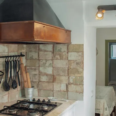 Apartament Small Antique La Spezia