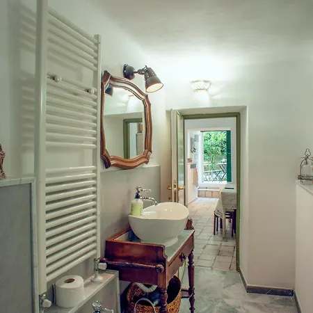 Small Antique Appartamento *